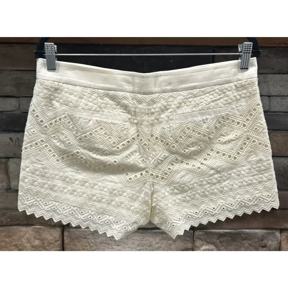 Women’s Tory Burch Veronique Ivory Embroidered Eyelet Lined Shorts Size 8 *A6